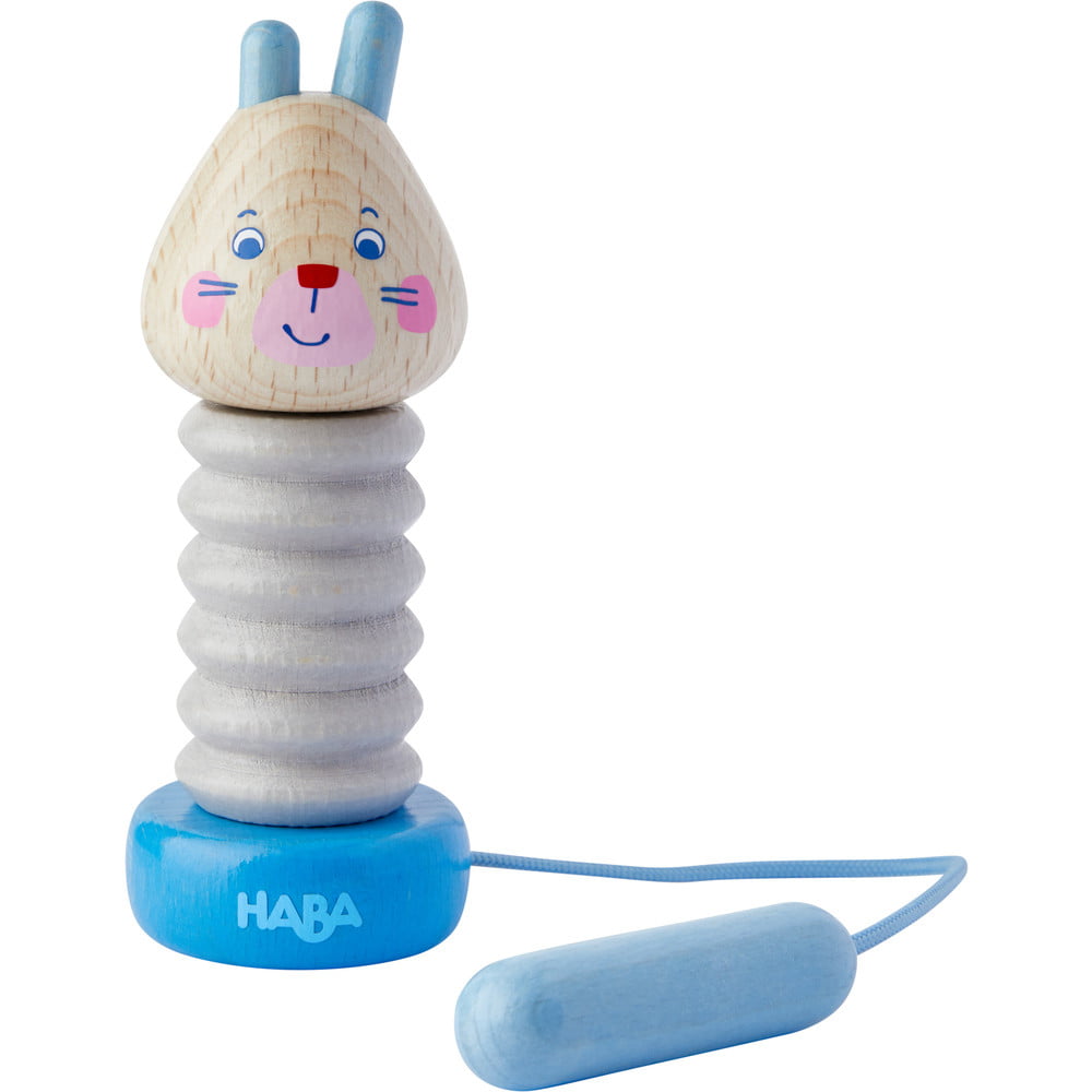 Prikupen zvočni zajček bo otrokom od 2 let starosti služil kot prvo glasbilo z odličnim ropotajočim učinkom. Zabava z zvoki spremlja male raziskovalce